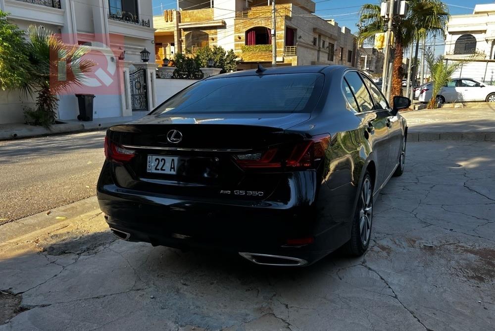 لێکزس GS